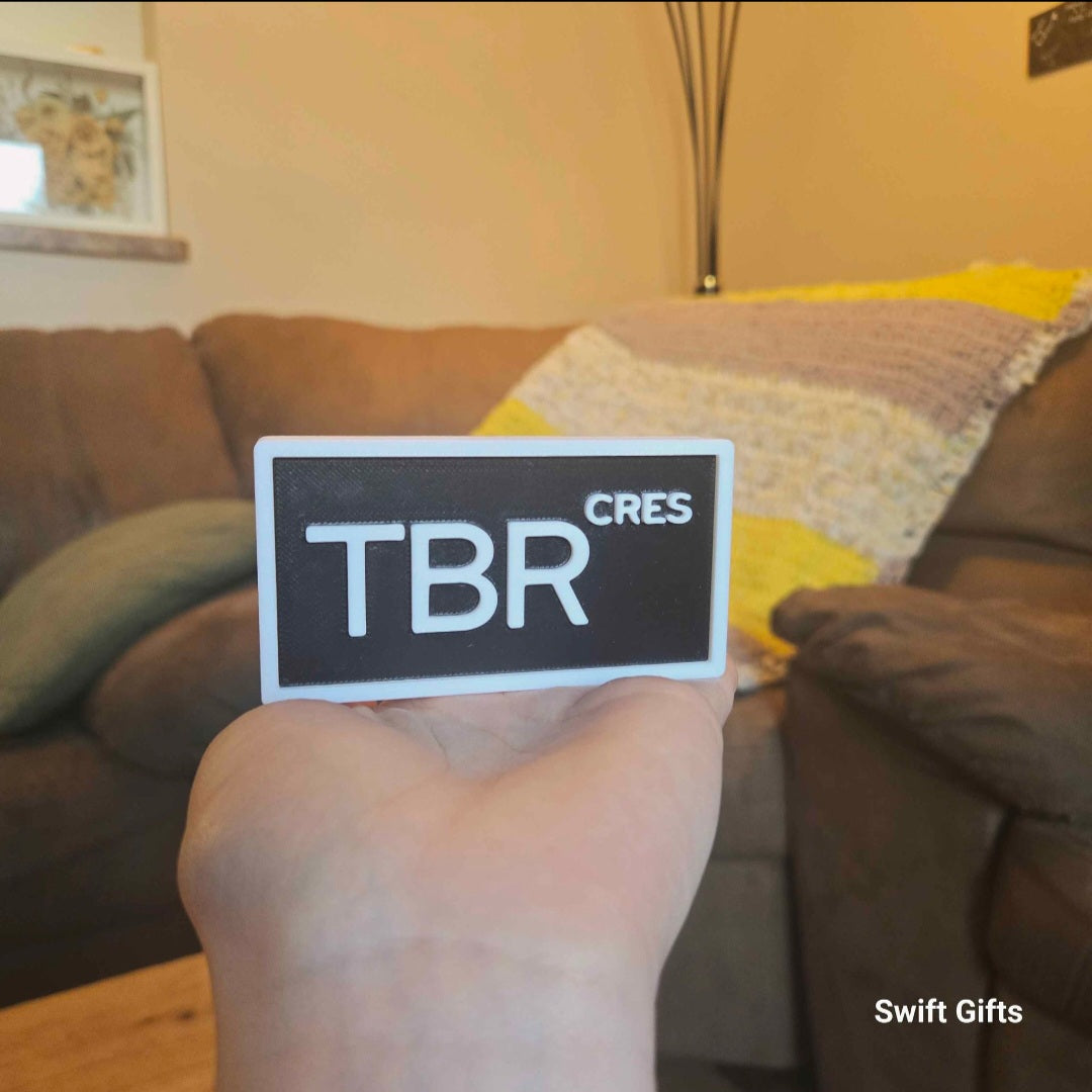 TBR Crescent Bookshelf Sign